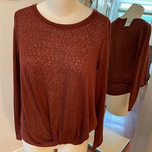 Knit shirt never worn